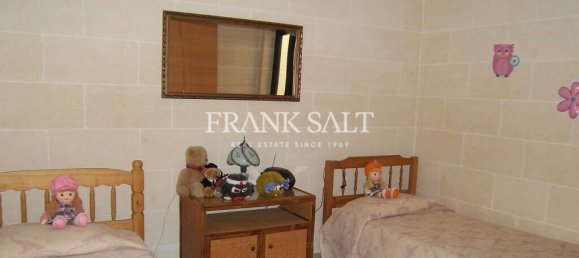 3 chambres Appartement à Xewkija, Malta No. 5558 8