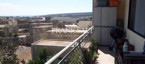 3 chambres Appartement à Xewkija, Malta No. 5558 9