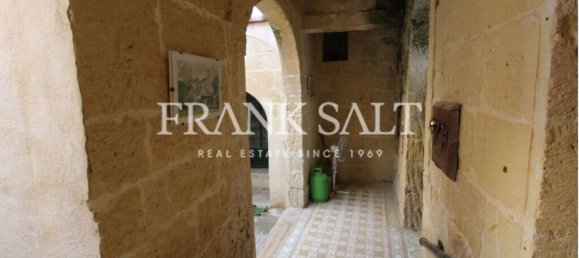 Casa de 3 dormitorios en Munxar, Malta No. 680 3