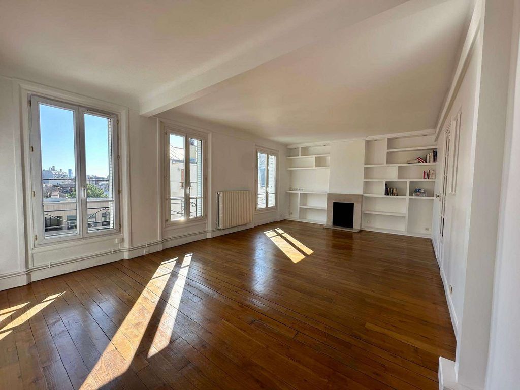 3 Schlafzimmer Wohnung in Bois-Colombes, France, Nr. 118009