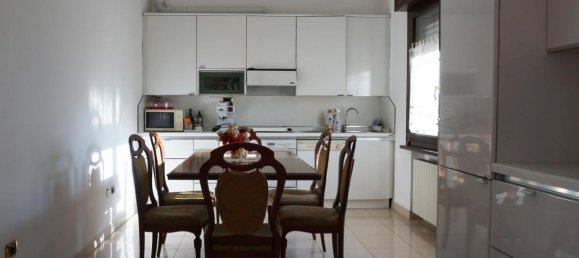 4-Zimmer Wohnung in Parma, Italy, Nr. 230563 10