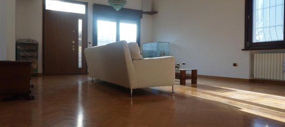 4-Zimmer Wohnung in Parma, Italy, Nr. 230563 16