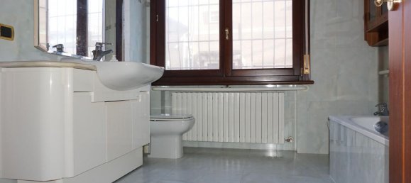 4-Zimmer Wohnung in Parma, Italy, Nr. 230563 59