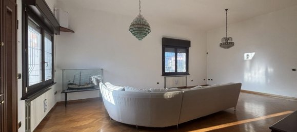 4-Zimmer Wohnung in Parma, Italy, Nr. 230563 97