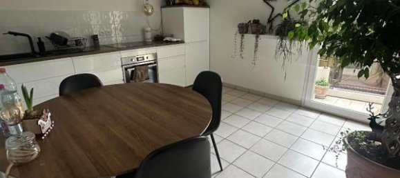 3 chambres Appartement à Savigneux, France No. 268715 2