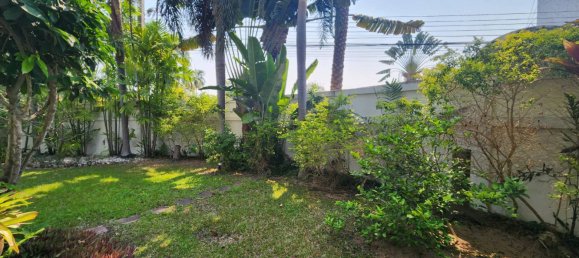 5 bedrooms Cafe / restaurant in Pattaya, Thailand No. 5146 18