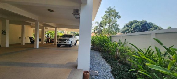 5 bedrooms Cafe / restaurant in Pattaya, Thailand No. 5146 26