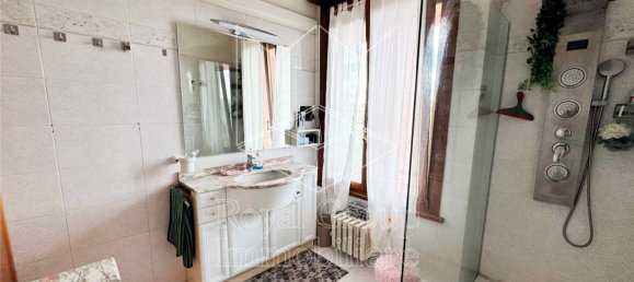 4 غرف نوم منزل في Fontevivo, Italy رقم 320041 30