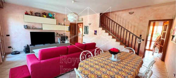 4 غرف نوم منزل في Fontevivo, Italy رقم 320041 11