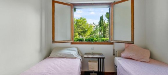 6 bedrooms Villa in Alicante, Spain No. 281004 11