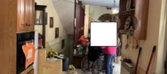 2-salle Appartement à Pomigliano d'Arco, Italy No. 265730 10