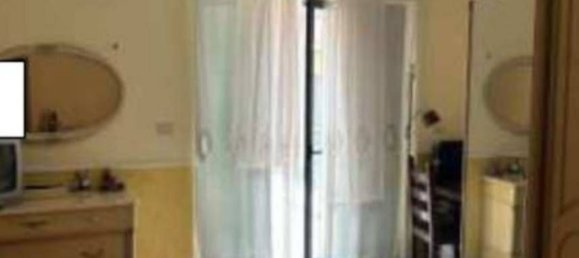 2-salle Appartement à Pomigliano d'Arco, Italy No. 265730 5