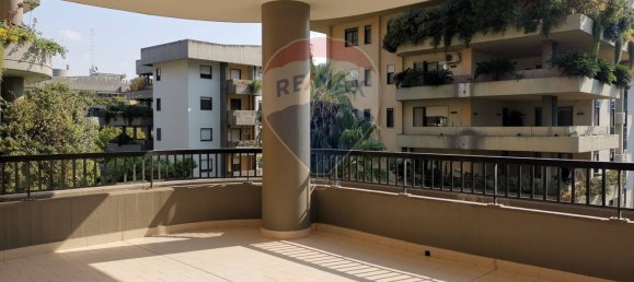 5 bedrooms Apartment in Bari, Italy No. 314533 33