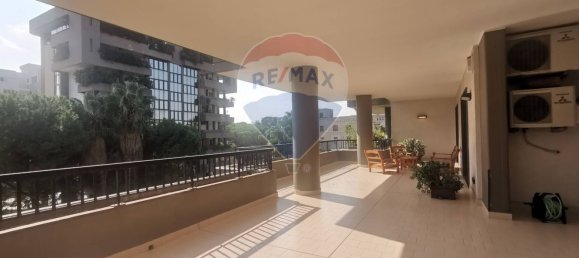 5 bedrooms Apartment in Bari, Italy No. 314533 27