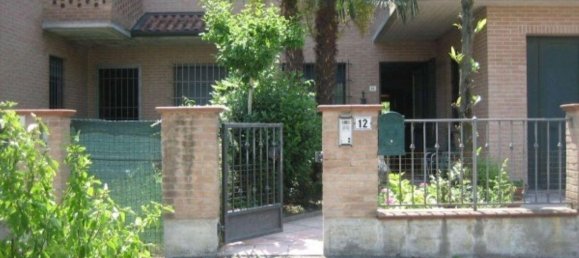 Casa de 6 divisões em Soliera, Italy N.º 233649 8