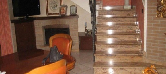 Casa de 6 divisões em Soliera, Italy N.º 233649 5