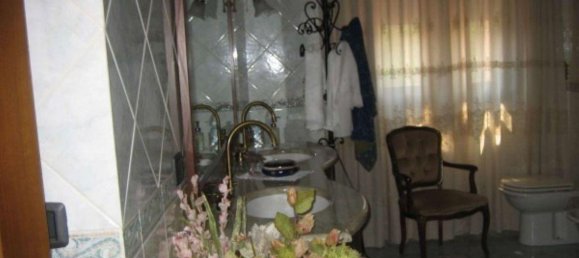 Casa de 6 divisões em Soliera, Italy N.º 233649 14