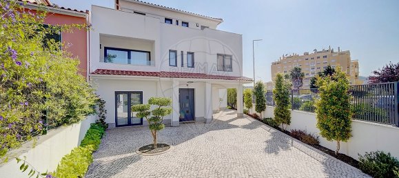 5 bedrooms House in Sintra, Portugal No. 44165 2