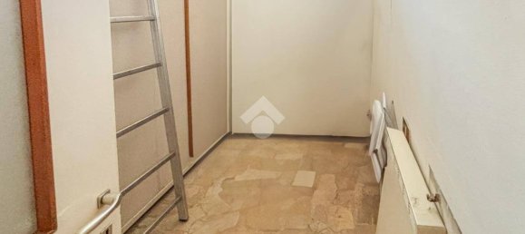 2غرفة مستودع في Valmadrera, Italy رقم 294957 14