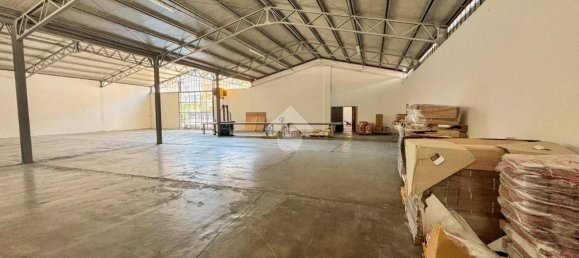 2غرفة مستودع في Valmadrera, Italy رقم 294957 9