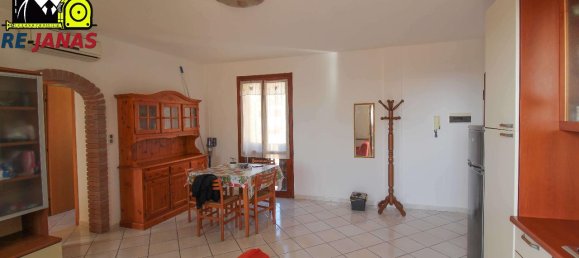 3غرفة شقة في Quartu Sant'Elena, Italy رقم 38526 29