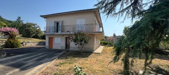 5 rooms House in Bon-Encontre, France No. 293832 2