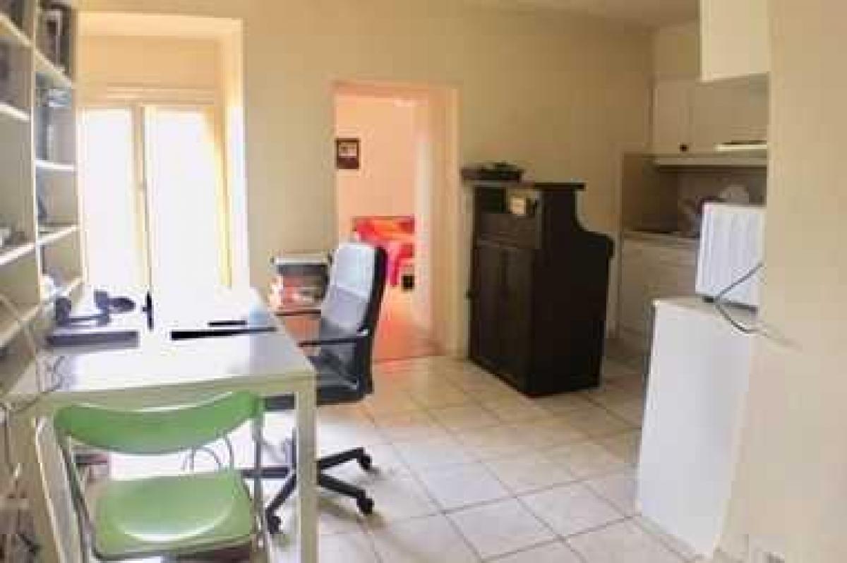 Studio in the Condo in Nantes, France No. 27495