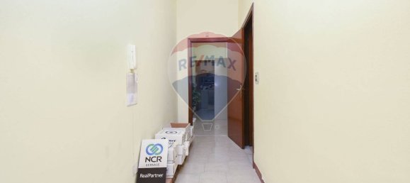 66m² Commercial property in Catania, Italy No. 268505 15