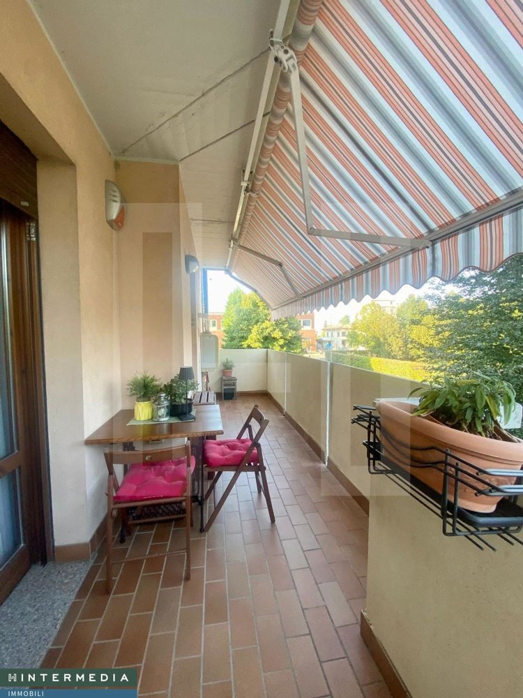 Apartamento de 4 dormitorios en Noventa Padovana, Italy No. 312528
