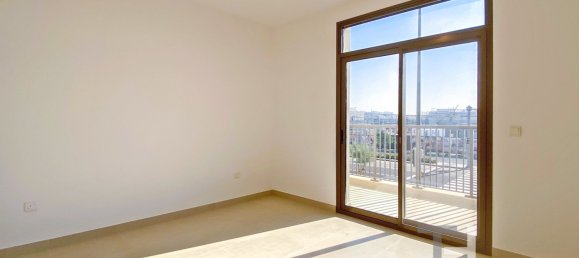 3 Schlafzimmer Stadthaus in Town Square, UAE, Nr. 28985 3