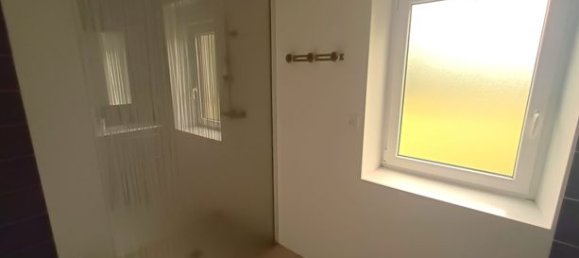 4 bedrooms House in Neuville-les-Decize, France No. 359702 7