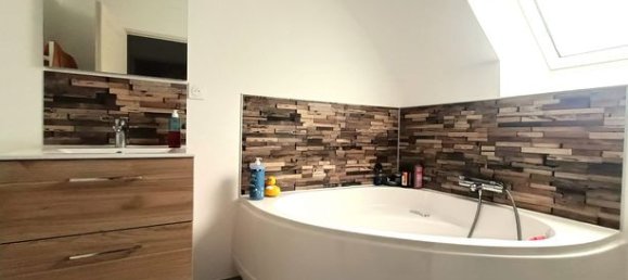 4 bedrooms House in Neuville-les-Decize, France No. 359702 9