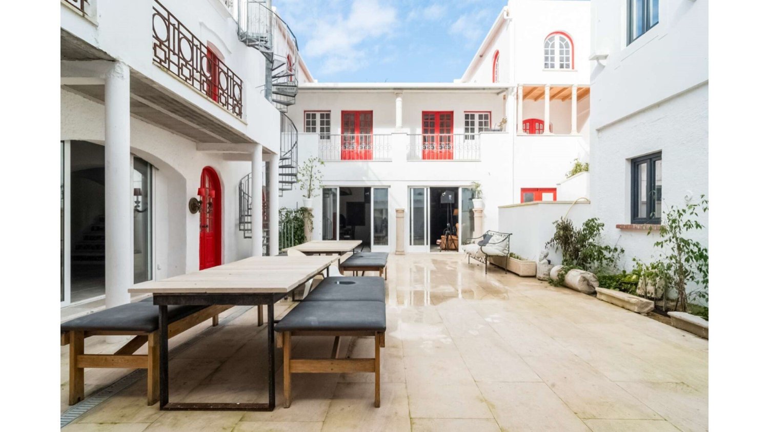 11 غرف نوم فيلا في Almada, Portugal رقم 117946