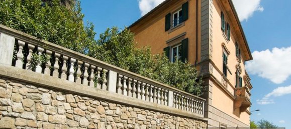 5 bedrooms Villa in Montecatini Terme, Italy No. 345 4