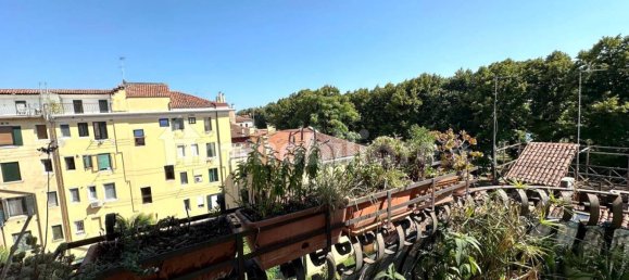 4 bedrooms Penthouse in Venice, Italy No. 328722 37