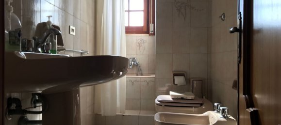 4 rooms House in Cellino San Marco, Italy No. 37458 31