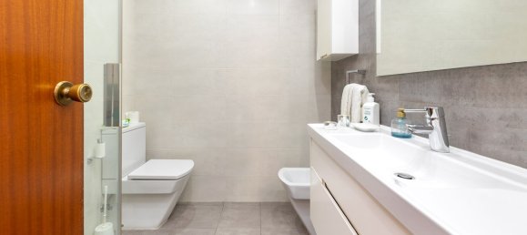 3 غرف نوم شقة في Granada, Spain رقم 136608 20