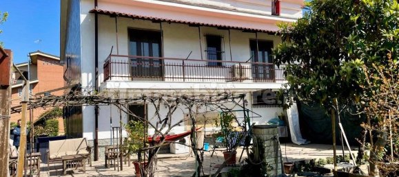 Villa de 4 dormitorios en Nichelino, Italy No. 129393 20