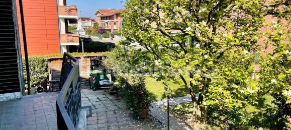 Villa de 4 dormitorios en Nichelino, Italy No. 129393 24