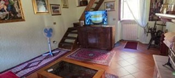 3 bedrooms House in Seravezza, Italy No. 363665 8