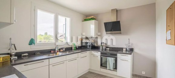 6 Schlafzimmer Haus in Saint-Genis-Pouilly, France, Nr. 336821 2