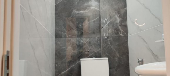 3 Schlafzimmer Wohnung in Jasamal, Azerbaijan, Nr. 2069 16