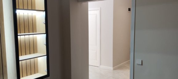 3 Schlafzimmer Wohnung in Jasamal, Azerbaijan, Nr. 2069 4