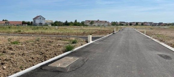 Grundstück in Ensisheim, France, Nr. 94112 3