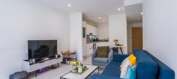 1 bedroom Apartment in Hounslow, United Kingdom No. 11057 10