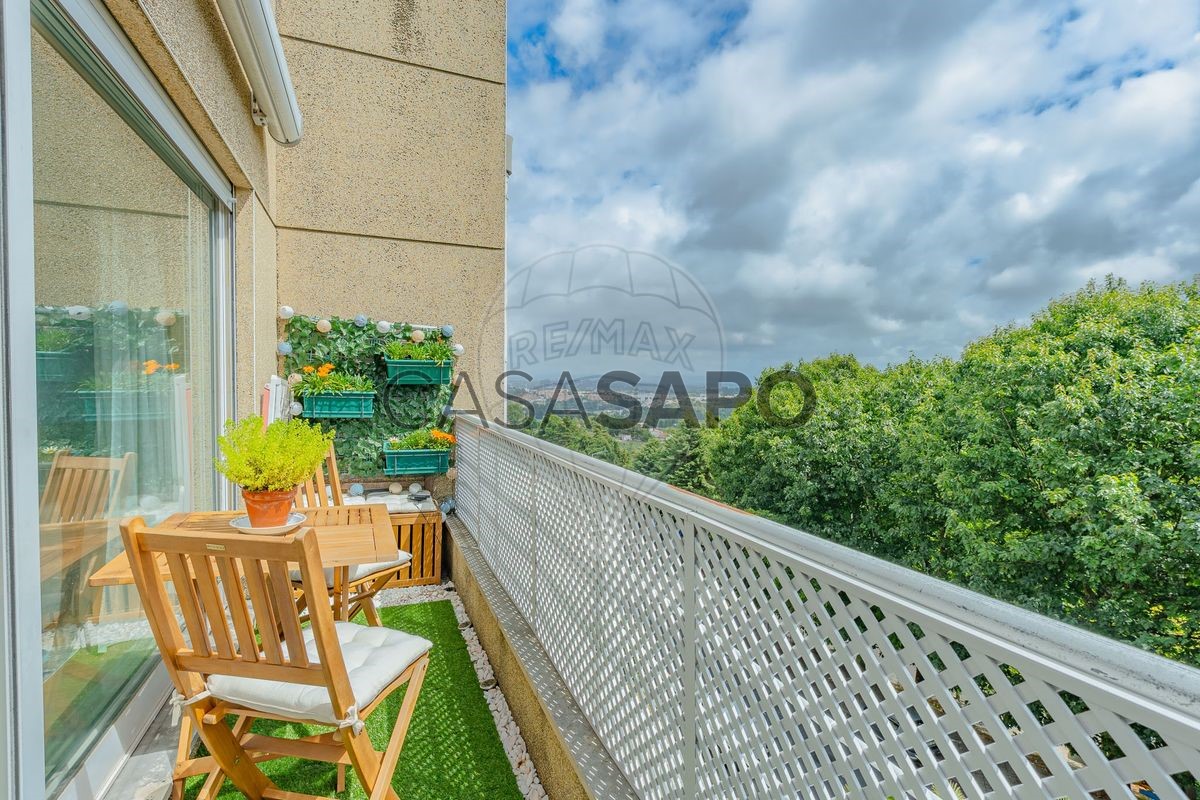 Квартира с 3 спальнями в Вила Нова ди Гая, Португалия № 324058