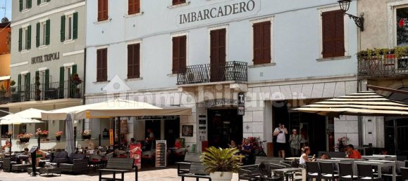 1 room Commercial property in Desenzano del Garda, Italy No. 296810 3