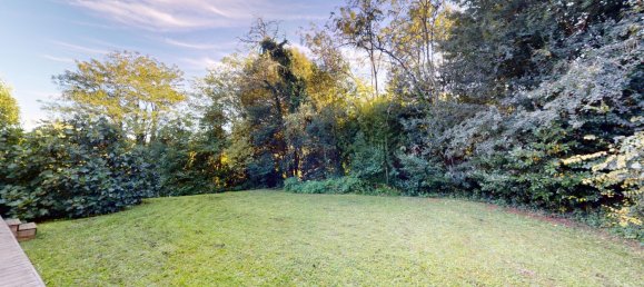 4 bedrooms House in Saint-Caprais-de-Bordeaux, France No. 101277 6