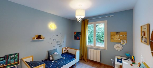 4 bedrooms House in Saint-Caprais-de-Bordeaux, France No. 101277 11