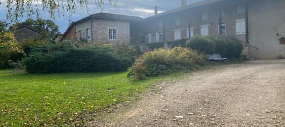 6 bedrooms House in Macon, France No. 194718 10